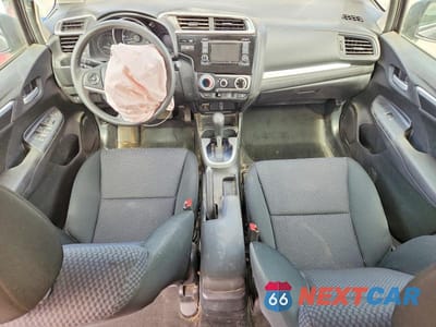 Zdjęcie 8 z 13 samochodu: 2019 HONDA FIT LX VIN:3HGGK5H44KM730119 - miniatura