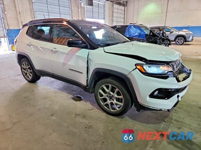 Czwarte zdjęcie samochodu z boku: 2025 JEEP COMPASS LIMITED VIN:3C4NJDCN6ST504995 - miniatura