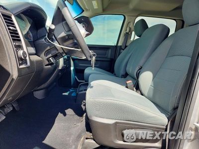 Zdjęcie 7 z 13 samochodu: 2020 RAM 1500 TRADESMAN, ST VIN:3C6RR7KT7LG131477 - miniatura
