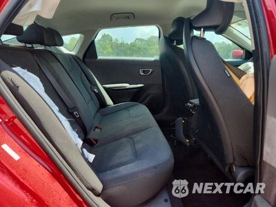 Zdjęcie 10 z 12 samochodu: 2025 KIA K4 LXS VIN:3KPFT4DE1SE059941 - miniatura