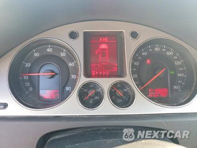 Zdjęcie 9 z 12 samochodu: 2008 VOLKSWAGEN PASSAT KOMFORT VIN:WVWAK73C18E211672 - miniatura