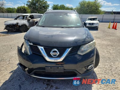 Piąte zdjęcie samochodu w środku: 2014 NISSAN ROGUE SL VIN:5N1AT2MT2EC775221 - miniatura