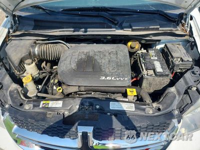 Zdjęcie 12 z 13 samochodu: 2017 DODGE GRAND CARAVAN SXT VIN:2C4RDGCGXHR745790 - miniatura