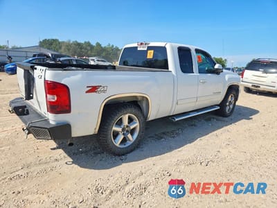 Trzecie zdjęcie samochodu z tyłu: 2012 CHEVROLET SILVERADO K1500 LTZ VIN:1GCRKTE72CZ190666 - miniatura
