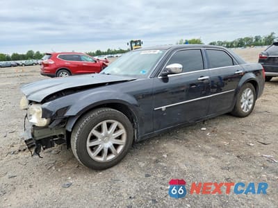 2008 CHRYSLER 300C 2C3LA63H08H217218 - główne zdjęcie licytacji z USA - miniatura