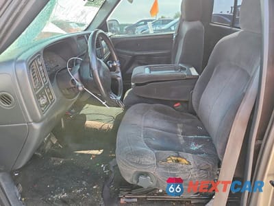Zdjęcie 7 z 12 samochodu: 2000 CHEVROLET SILVERADO K2500 VIN:1GCGK24U8YE148431 - miniatura