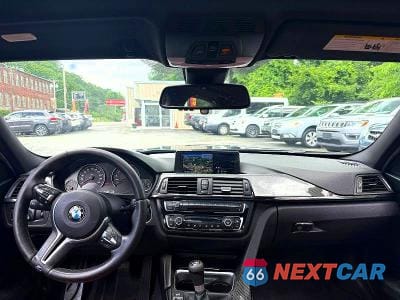 Piąte zdjęcie samochodu w środku: 2015 BMW M3 VIN:WBS3C9C55FP803086 - miniatura