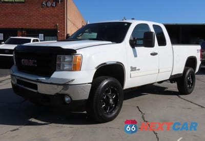 Drugie zdjęcie samochodu z przodu: 2011 GMC SIERRA K2500 SLE VIN:1GT220CG9BZ350933 - miniatura