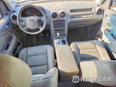 Zdjęcie 8 z 12 samochodu: 2005 FORD FREESTYLE SEL VIN:1FMZK02155GA67663 - miniatura
