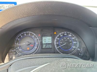 Zdjęcie 9 z 12 samochodu: 2010 INFINITI G37 SEDAN BASE VIN:JN1CV6AP1AM409411 - miniatura