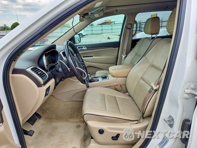 Zdjęcie 7 z 12 samochodu: 2017 JEEP GRAND CHEROKEE OVERLAND VIN:1C4RJFCG5HC836039 - miniatura