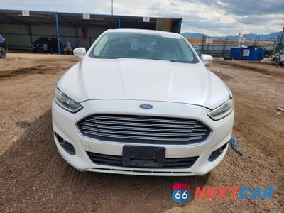 Piąte zdjęcie samochodu w środku: 2016 FORD FUSION SE VIN:3FA6P0HD0GR328354 - miniatura