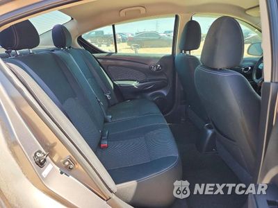 Zdjęcie 10 z 12 samochodu: 2014 NISSAN VERSA 1.6 S VIN:3N1CN7AP2EL826638 - miniatura