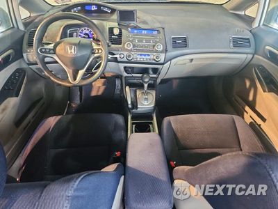 Zdjęcie 8 z 12 samochodu: 2009 HONDA CIVIC HYBRID VIN:JHMFA36299S003593 - miniatura