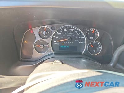 Zdjęcie 9 z 13 samochodu: 2017 CHEVROLET EXPRESS G2500 VIN:1GCWGAFF7H1247142 - miniatura