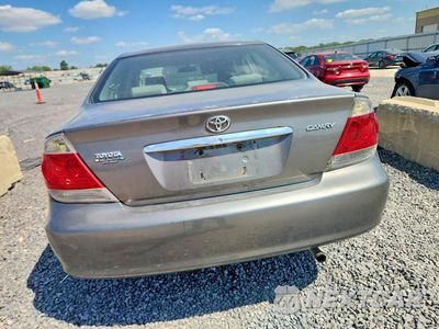 Zdjęcie 6 z 12 samochodu: 2006 TOYOTA CAMRY STANDARD VIN:JTDBE32K863064014 - miniatura