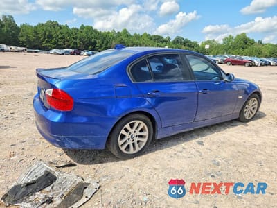 Trzecie zdjęcie samochodu z tyłu: 2007 BMW 328 I SULEV VIN:WBAVC53577FZ75973 - miniatura