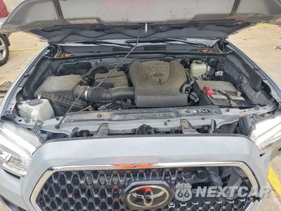 Zdjęcie 11 z 12 samochodu: 2018 TOYOTA TACOMA TRD OFF-ROAD VIN:3TMCZ5AN7JM124274 - miniatura