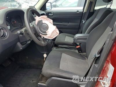 Zdjęcie 7 z 13 samochodu: 2015 JEEP PATRIOT SPORT VIN:1C4NJRBB5FD379391 - miniatura