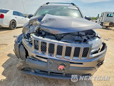 Piąte zdjęcie samochodu w środku: 2016 JEEP COMPASS SPORT VIN:1C4NJCBB3GD706059 - miniatura