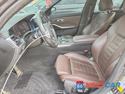 Zdjęcie 7 z 12 samochodu: 2019 BMW 330XI VIN:WBA5R7C52KAE83127 - miniatura