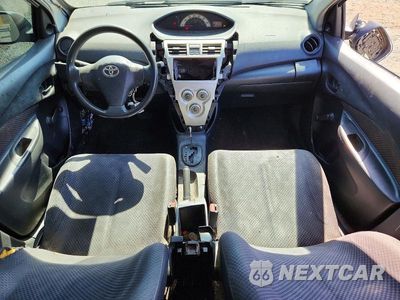Zdjęcie 8 z 12 samochodu: 2007 TOYOTA YARIS S VIN:JTDBT923471046141 - miniatura