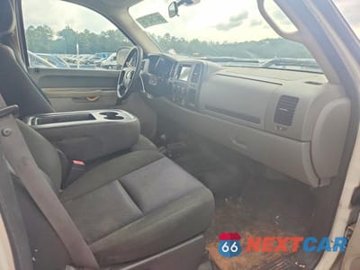 Zdjęcie 7 z 12 samochodu: 2011 CHEVROLET SILVERADO K1500 VIN:1GCPKPE32BF160076 - miniatura