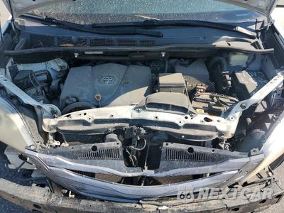 Zdjęcie 12 z 13 samochodu: 2017 TOYOTA SIENNA XLE 8-PASSENGER VIN:5TDYZ3DC0HS842165 - miniatura