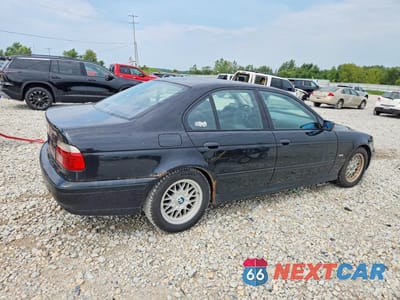 Trzecie zdjęcie samochodu z tyłu: 2001 BMW 540 I VIN:WBADN53431GC98356 - miniatura