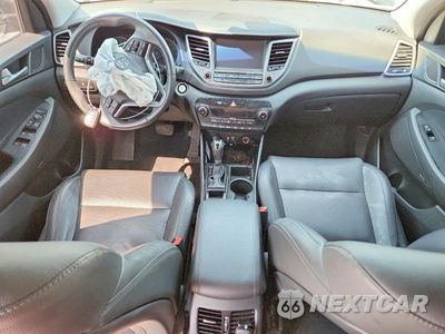 Zdjęcie 8 z 13 samochodu: 2018 HYUNDAI TUCSON SEL PLUS VIN:KM8J33A49JU803720 - miniatura
