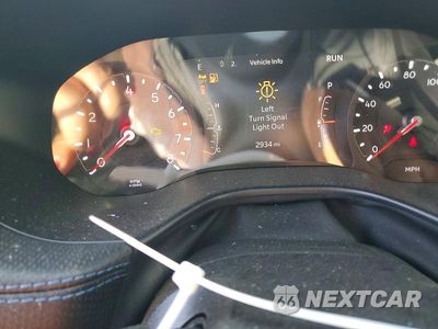 Zdjęcie 9 z 13 samochodu: 2026 JEEP COMPASS LATITUDE VIN:3C4NJDBN6TT162824 - miniatura