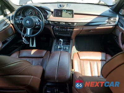 Zdjęcie 8 z 14 samochodu: 2018 BMW X5 XDR40E VIN:5UXKT0C57J0V99700 - miniatura