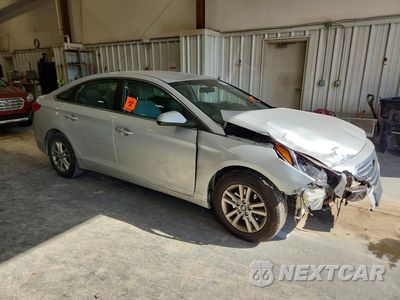 Czwarte zdjęcie samochodu z boku: 2015 HYUNDAI SONATA SE VIN:5NPE24AF7FH000549 - miniatura