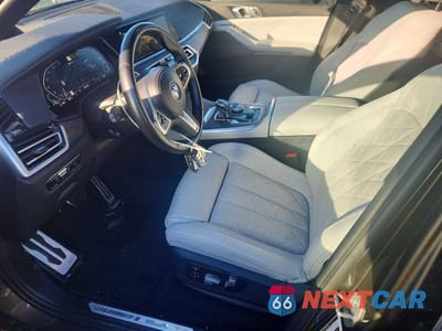 Zdjęcie 7 z 13 samochodu: 2023 BMW X5 XDRIVE45E VIN:5UXTA6C09P9P83302 - miniatura