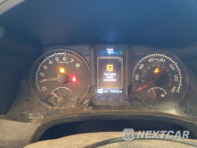 Zdjęcie 9 z 12 samochodu: 2019 TOYOTA TACOMA SR V6 VIN:5TFCZ5AN5KX173324 - miniatura