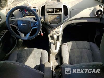 Zdjęcie 8 z 13 samochodu: 2013 CHEVROLET SONIC LT VIN:1G1JC6SH9D4138810 - miniatura