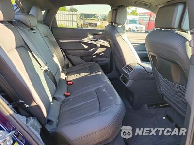 Zdjęcie 10 z 12 samochodu: 2023 AUDI E-TRON SPORTBACK PREMIUM VIN:WA11AAGE1PB015530 - miniatura