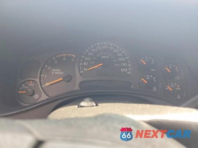 Zdjęcie 9 z 12 samochodu: 2004 GMC SIERRA K2500 HEAVY DUTY VIN:1GTHK23294F213375 - miniatura