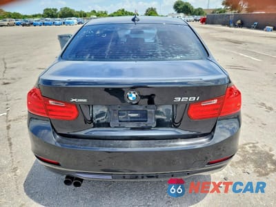 Zdjęcie 6 z 12 samochodu: 2013 BMW 328 XI VIN:WBA3B3C50DF541601 - miniatura