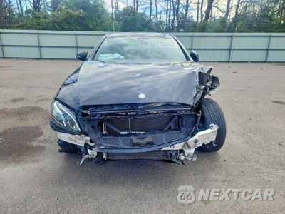 Piąte zdjęcie samochodu w środku: 2017 MERCEDES-BENZ E 300 4MATIC VIN:WDDZF4KB6HA116584 - miniatura