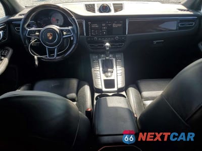 Zdjęcie 8 z 12 samochodu: 2020 PORSCHE MACAN S VIN:WP1AB2A56LLB35070 - miniatura