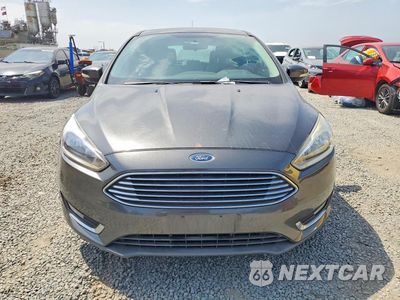 Piąte zdjęcie samochodu w środku: 2015 FORD FOCUS TITANIUM VIN:1FADP3N23FL293530 - miniatura