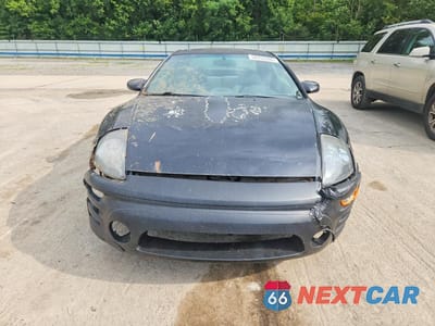 Piąte zdjęcie samochodu w środku: 2003 MITSUBISHI ECLIPSE GS VIN:4A3AC44G53E187380 - miniatura