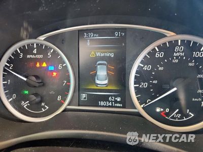 Zdjęcie 9 z 12 samochodu: 2018 NISSAN SENTRA S VIN:3N1AB7APXJY292639 - miniatura