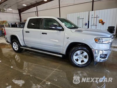 Czwarte zdjęcie samochodu z boku: 2026 RAM 1500 BIG HORN/LONE STAR VIN:1C6SRFFT7TN382643 - miniatura