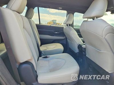 Zdjęcie 11 z 13 samochodu: 2024 TOYOTA GRAND HIGHLANDER HYBRID MAX PLATINUM VIN:5TDADAB55RS006278 - miniatura
