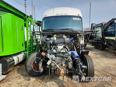 Piąte zdjęcie samochodu w środku: 2024 KENWORTH T680 SEMI TRUCK VIN:1XKYDP9X0RJ365029 - miniatura