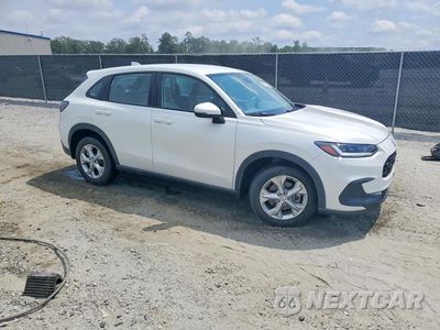 Czwarte zdjęcie samochodu z boku: 2023 HONDA HR-V LX VIN:3CZRZ1H34PM719058 - miniatura