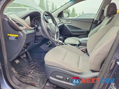 Zdjęcie 7 z 13 samochodu: 2017 HYUNDAI SANTA FE SE VIN:KM8SMDHF3HU184461 - miniatura