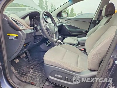 Zdjęcie 7 z 13 samochodu: 2017 HYUNDAI SANTA FE SE VIN:KM8SMDHF3HU184461 - miniatura